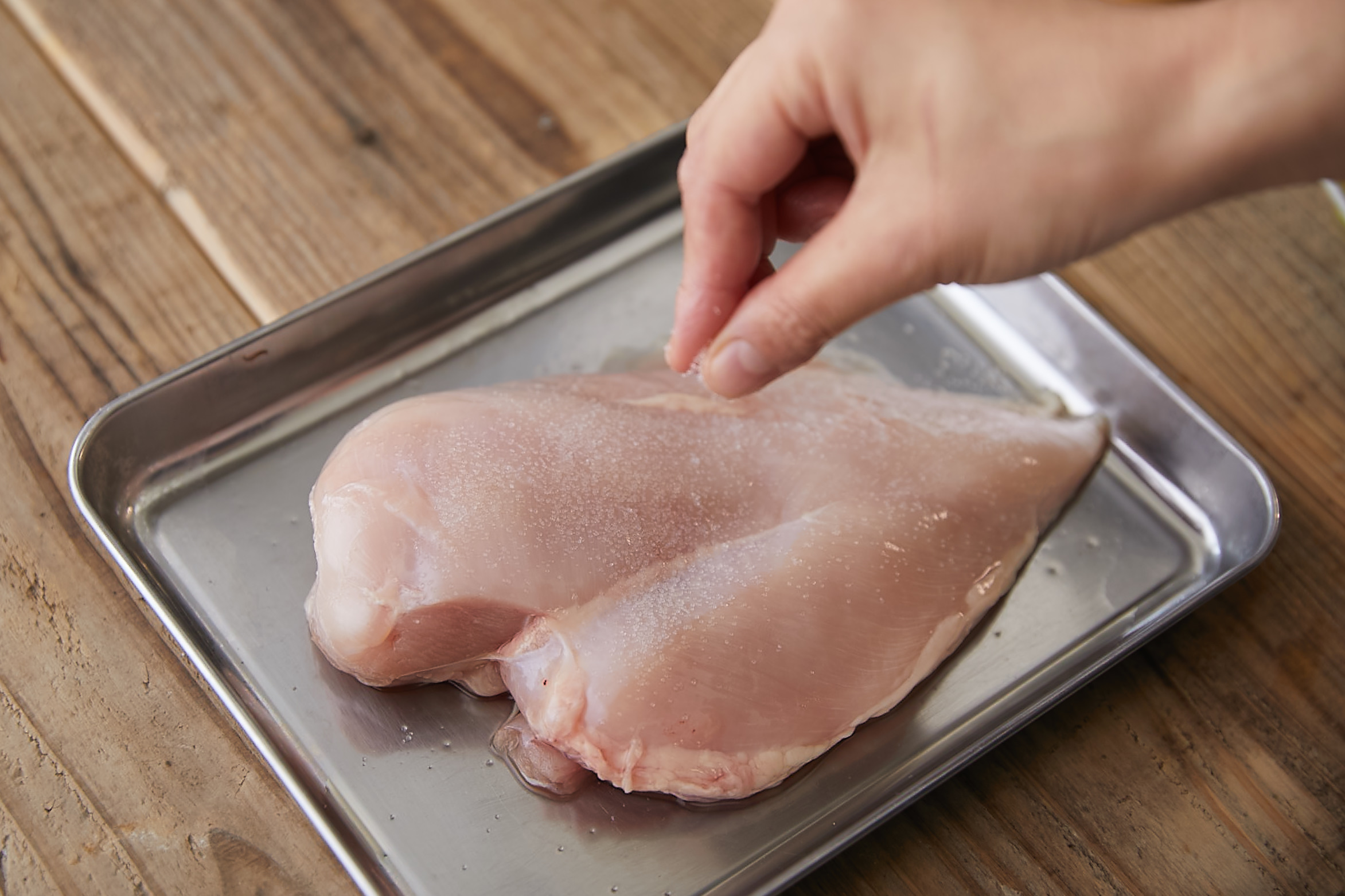 作り方①鶏肉の下ごしらえ イメージ画像②